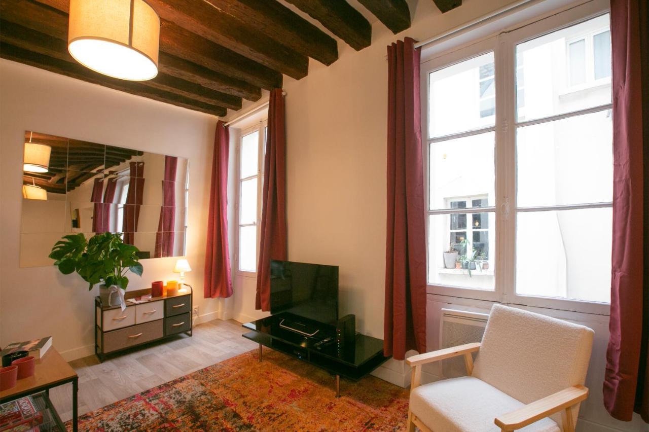 Typical Parisian Apartment Next To Place Des Vosges - Fb17B Exterior foto